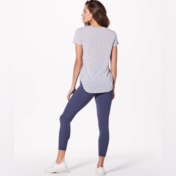 LULULEMON Round Two Tee Burnout - Silver Fox - Picture 2 of 7
